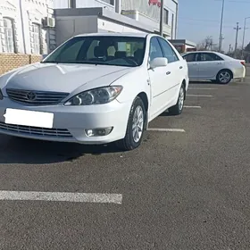 Toyota Camry 2005