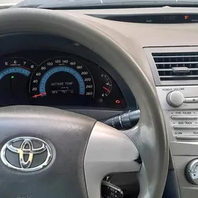 Toyota Camry 2010