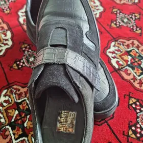 Aÿakgap erkegin̈ki