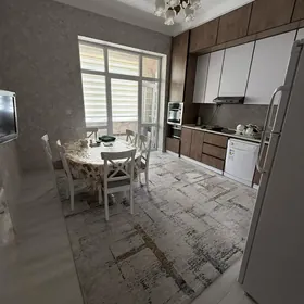 Gurtly taze 1etaz 4komnat