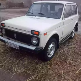 Lada Niva 1996