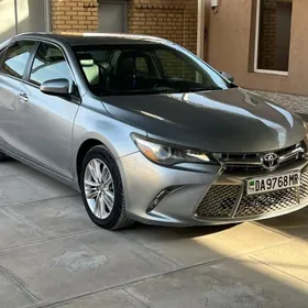 Toyota Camry 2015