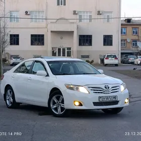 Toyota Camry 2011