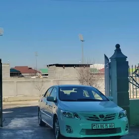 Toyota Corolla 2011