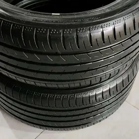 245 40 18 YOKOHAMA yyl 2024