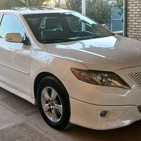 Toyota Camry 2010