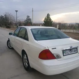 Toyota Avalon 2000