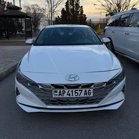 Hyundai Elantra 2021