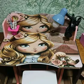 детская парта для девочки