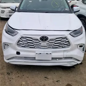 Toyota Highlander 2022