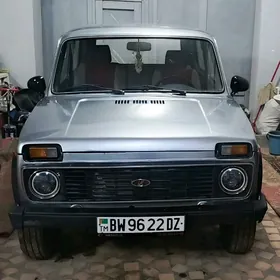 Lada Niva 1986