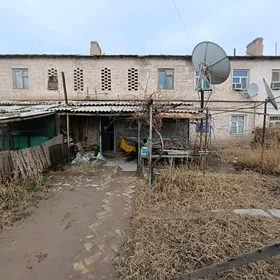 3 комнат,2 этаж катедж