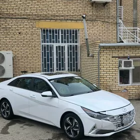 Hyundai Elantra 2023