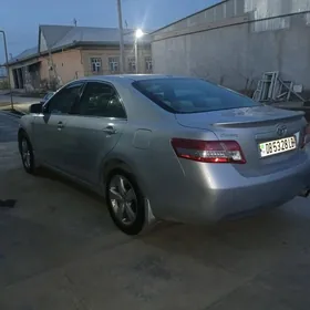 Toyota Camry 2010