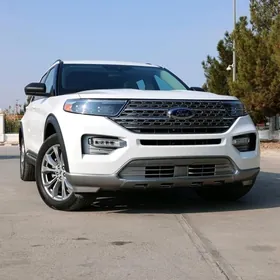 Ford Explorer 2023
