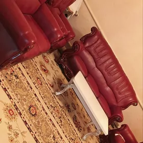 мягкая коженная мебель