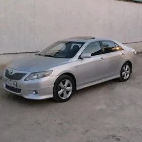Toyota Camry 2010