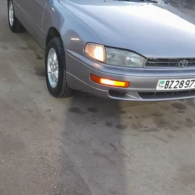 Toyota Camry 1993