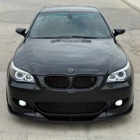 BMW E60 2003