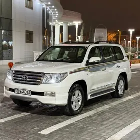 Toyota Land Cruiser 2010