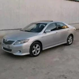 Toyota Camry 2010