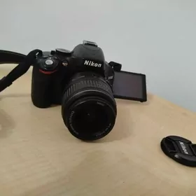 Nikon D5100