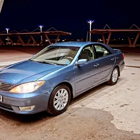Toyota Camry 2004