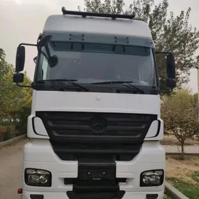 Mercedes-Benz ACTROS 3331 2009
