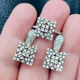 gyzyl komplekt Ýerewan