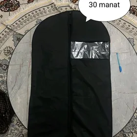 Esik cehol ( чехол для одежды)