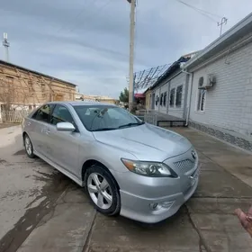Toyota Camry 2011