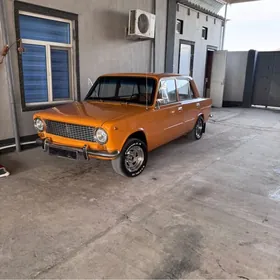 Lada 2104 1985