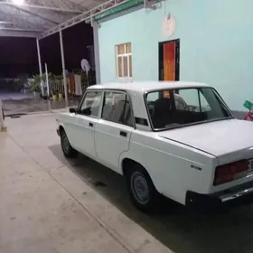 Lada 2107 2000