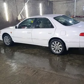 Toyota Camry 1998