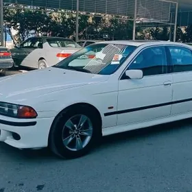 BMW E39 1998