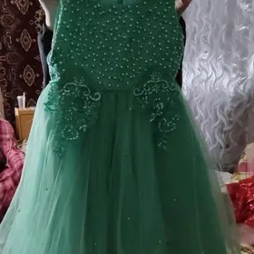 Платье на девочку 8-11 лет