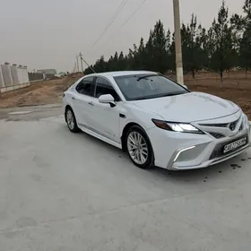 Toyota Camry 2022