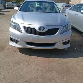 Toyota Camry 2011