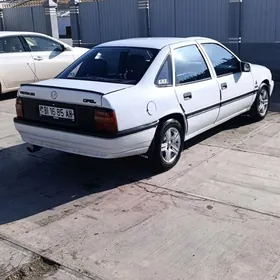 Opel Vectra 1990