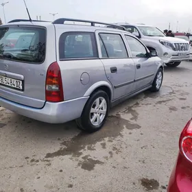 Opel Astra 2001