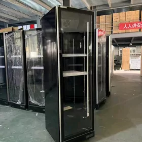 Витрина холодильник