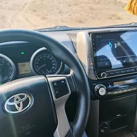 Toyota Land Cruiser Prado 2010