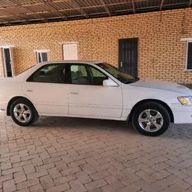 Toyota Camry 2001