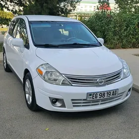 Nissan Versa 2010
