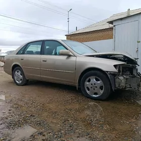 Toyota Avalon 2000