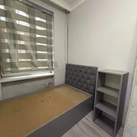 Кровать с матрасом