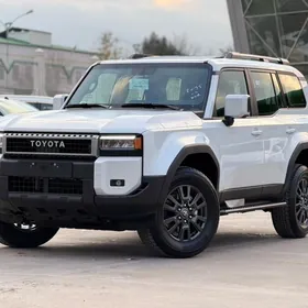 Toyota Land Cruiser Prado 2025
