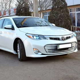 Toyota Avalon 2013