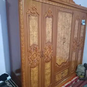 спалны Гарнитур