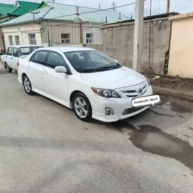 Toyota Corolla 2011